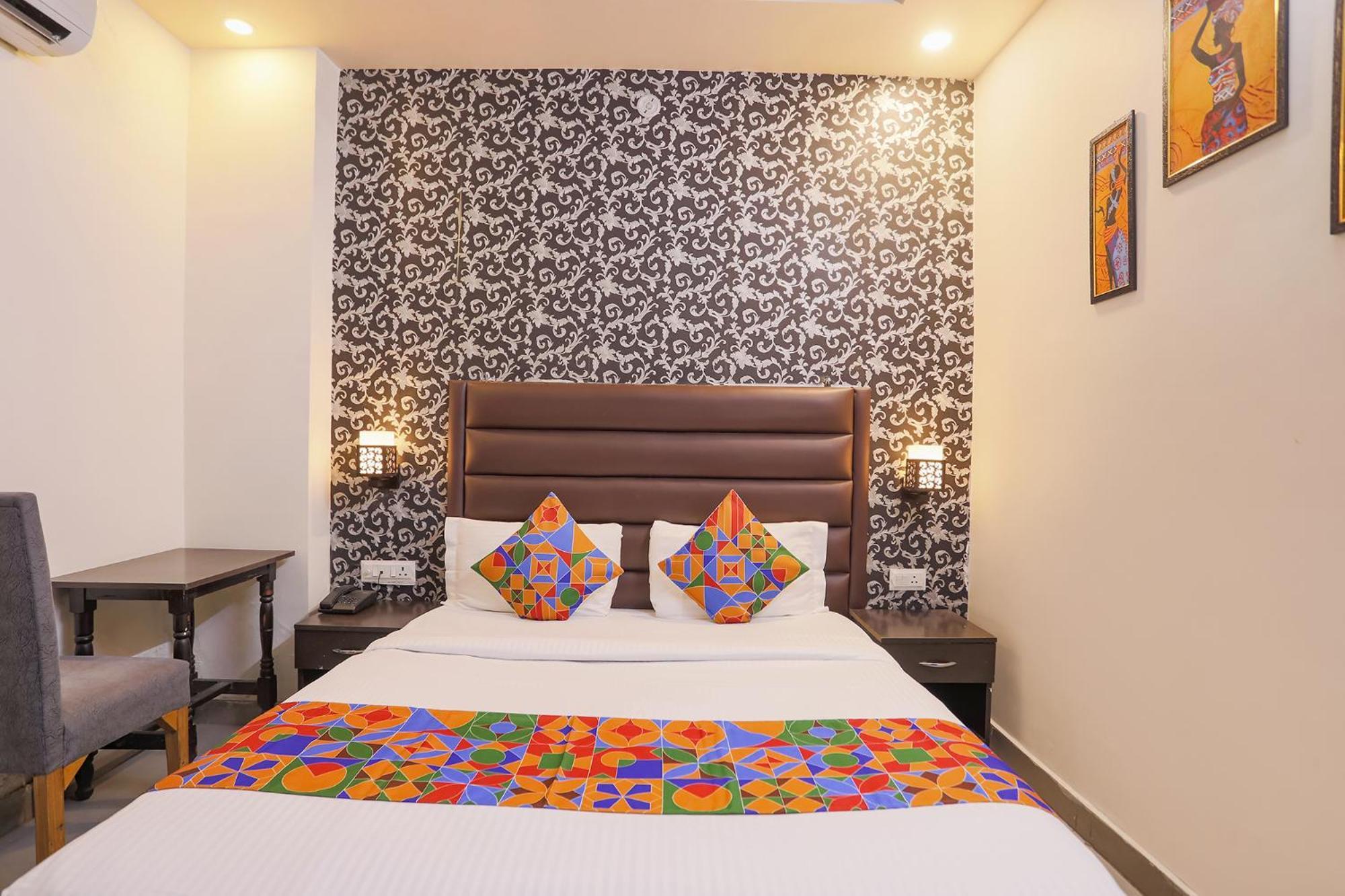 Fabhotel The Diamond Газиабад Екстериор снимка